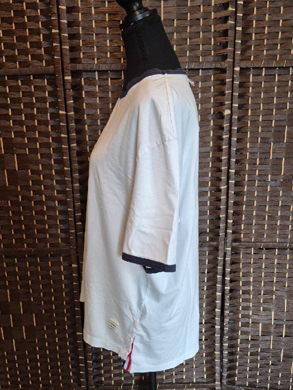 Thom Browne White Short-Sleeve Ringer Tee with Navy Trim - Picture 5 of 9